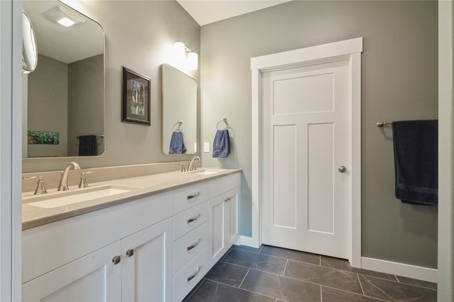 1333 Forest Ridge Ct Ne, Condo with 4 bedrooms, 3 bathrooms and null parking in Swisher IA | Image 15