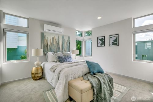 b-5008 Fauntleroy Way Sw, Seattle, WA, 98136-1217 | Card Image