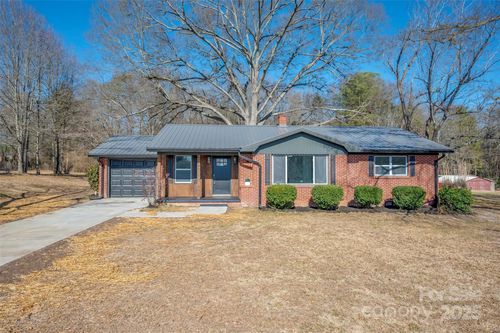 2197 Ferry Rd, Mooresboro, NC, 28114-8657 | Card Image