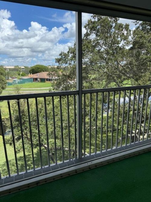 apt-404b-1001 Sw 128th Ter, PEMBROKE PINES, FL, 33027-1907 | Card Image