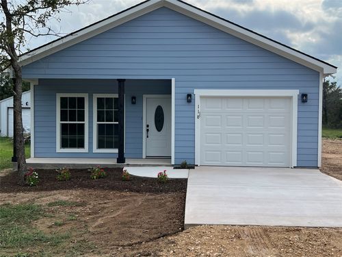 118 Peace Pipe, Smithville, TX, 78957-4807 | Card Image