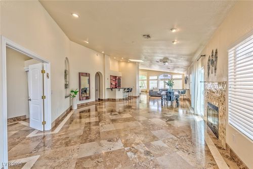 8129 Pacific Cove Dr, Las Vegas, NV, 89128-7711 | Card Image