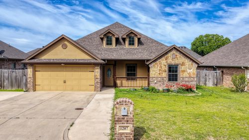 1207 Butterfield St, Bridgeport, TX, 76426-3323 | Card Image