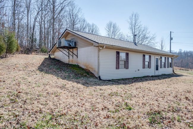 4460 Bold Springs Rd, House other with 2 bedrooms, 1 bathrooms and 6 parking in Mc Ewen TN | Image 19