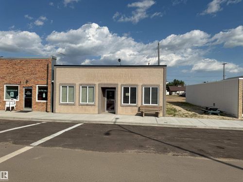 5013 50 St, Daysland, AB, T0B1A0 | Card Image