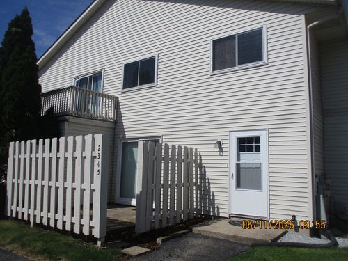 305c-2345 Carnation Drive, Crest Hill, IL, 60403 | Card Image