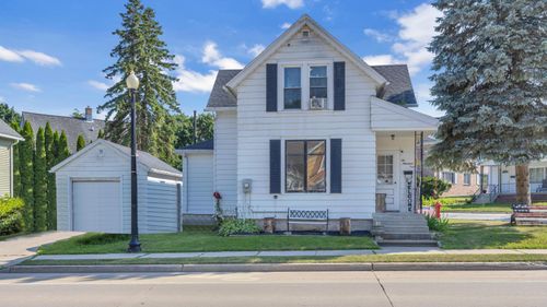205 Broadway St, Sheboygan Falls, WI, 53085-1313 | Card Image