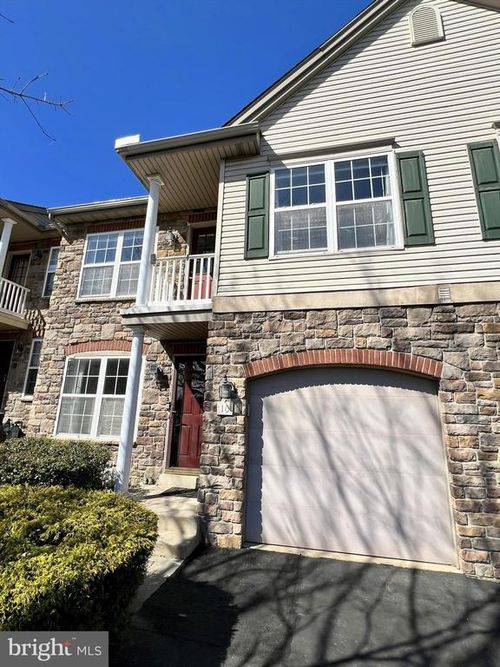 10 Dukes Way, FEASTERVILLE TREVOSE, PA, 19053-6473 | Card Image