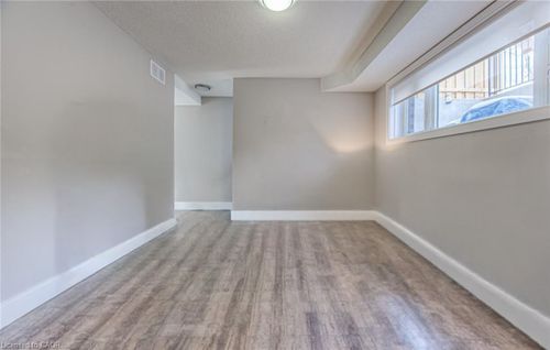 1-54 Bridge Street W, Kitchener, ON, N2K0G4 | Card Image