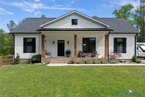 137 Forest Ridge Ln, SCOTTSVILLE, VA, 24590-5093 | Card Image