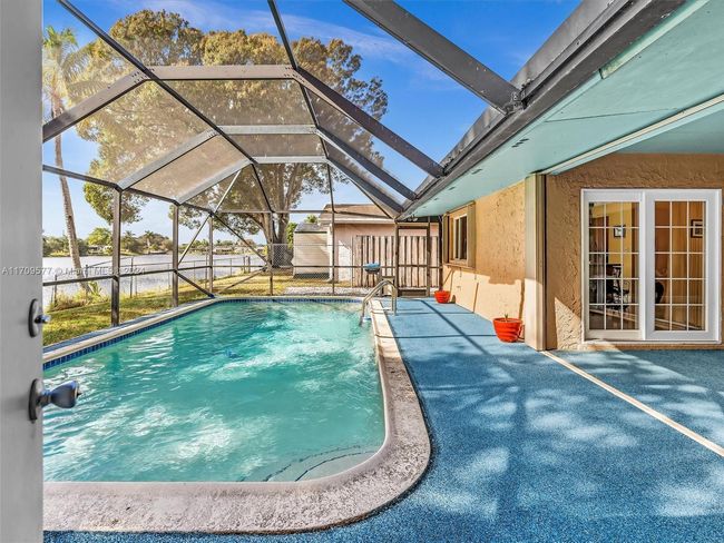 8910 Nw 7 Th Ct, House other with 3 bedrooms, 2 bathrooms and null parking in Pembroke Pines FL | Image 45