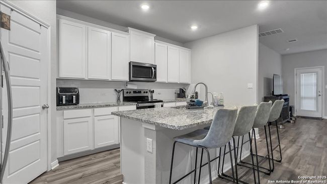 229 Colebrook Way, House other with 4 bedrooms, 4 bathrooms and null parking in Cibolo TX | Image 9