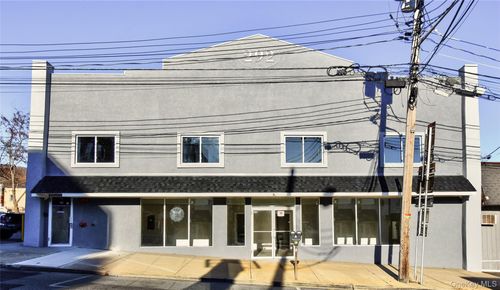 ste-211-292 Main St, Nyack, NY, 10960-2572 | Card Image