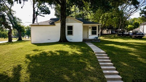 812 Sandlin Ave, Mount Pleasant, TX, 75455-5016 | Card Image