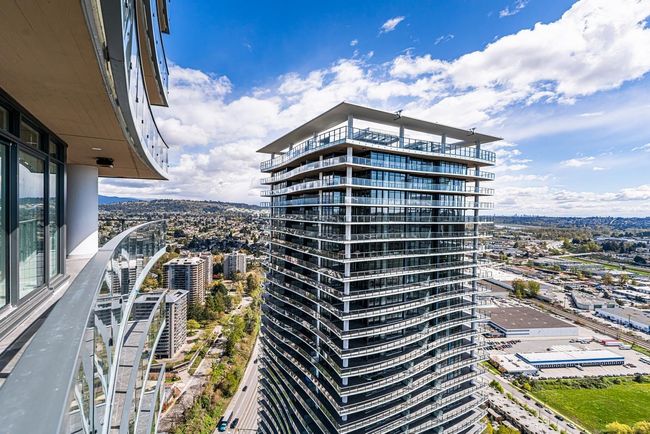 4207 - 4880 Lougheed Highway, Condo with 2 bedrooms, 2 bathrooms and 1 parking in Burnaby BC | Image 25