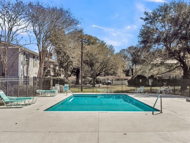 Neighborhood Pool | Image 22