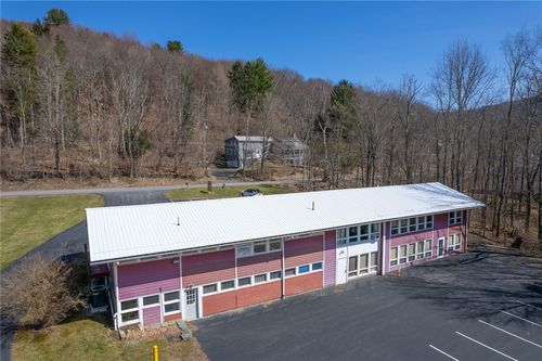 6 Franklin Rd, Walton, NY, 13856-1214 | Card Image