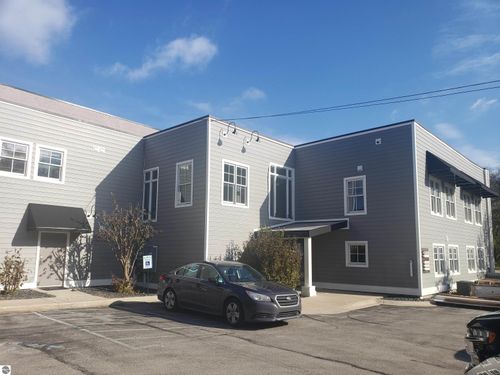 c-805 W Front St, Traverse City, MI, 49684-2499 | Card Image