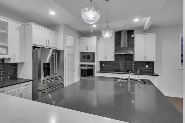 44 Rainbow Falls, House other with 5 bedrooms, 4 bathrooms and 6 parking in Chestermere AB | Image 17