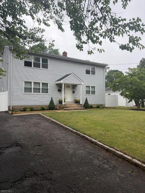 224 Westervelt Ave, North Plainfield, NJ, 07060-4108 | Card Image