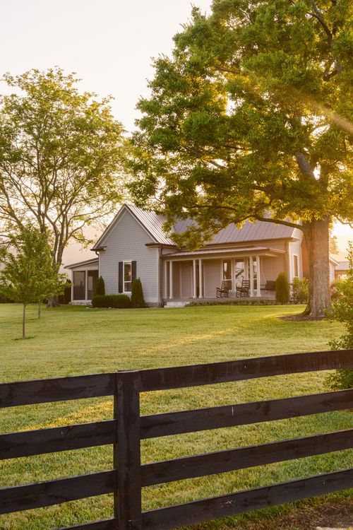 1990 Dr Robinson Rd, Spring Hill, TN, 37174-3203 | Card Image