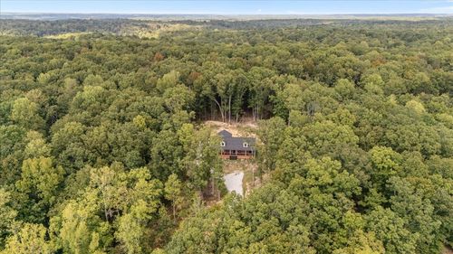 5 Bush Ct, Waverly, TN, 37185-1001 | Card Image