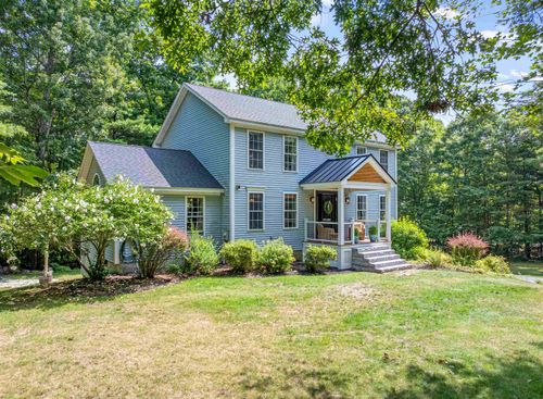 15 Hills Rd, Hooksett, NH, 03106-2189 | Card Image