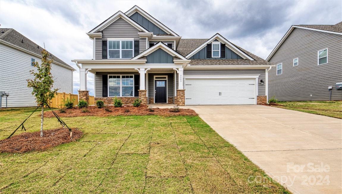 Fox Cove Rd, Hendersonville, NC 28792