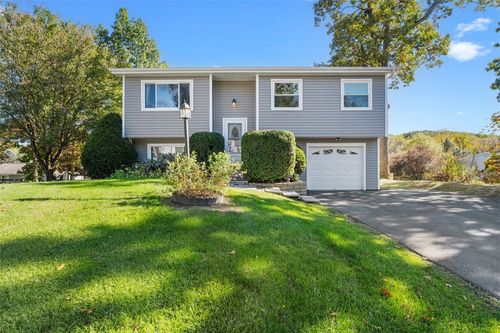 102 Tangerine Ter, Cranberry Twp, PA, 16066-6394 | Card Image