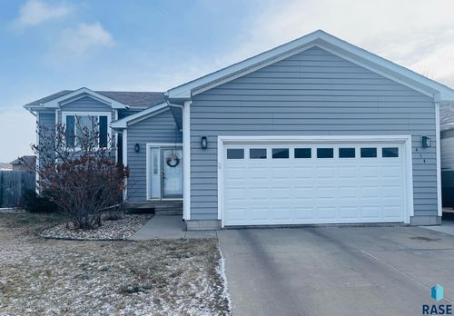 414 Augustana Ave Avenue, Harrisburg, SD, 57032 | Card Image