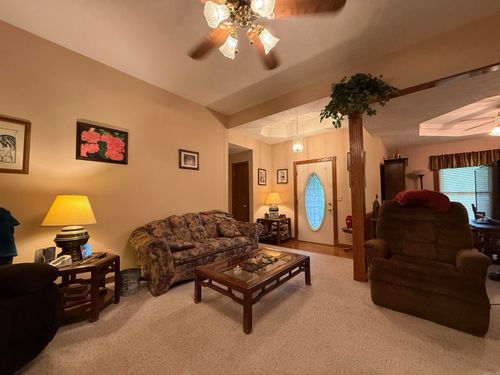553 Baypoint Dr, Mountain Home, AR, 72653-7050 | Card Image