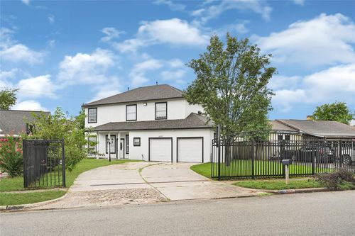 10535 Emnora Ln, Houston, TX, 77043-2006 | Card Image