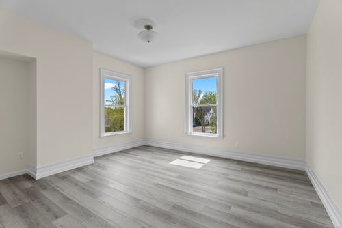 2c-72 S Main St, Wallingford, CT, 06492-4202 | Card Image