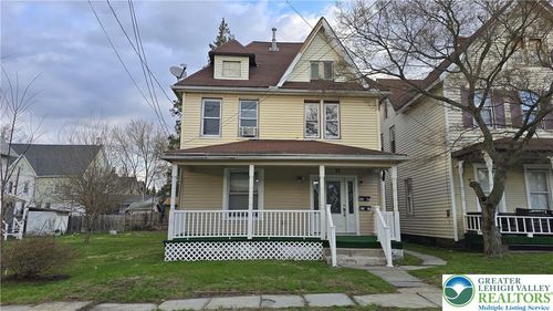 33 New York St, Scranton, PA, 18509-2820 | Card Image
