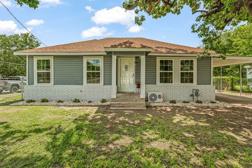 690 S Fifth Ave, Stephenville, TX, 76401-4004 | Card Image