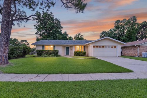 1924 Venus Dr, Bossier City, LA, 71112-4350 | Card Image