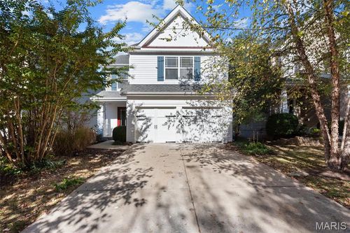 427 Parkgate Dr, Lake St Louis, MO, 63367-4384 | Card Image