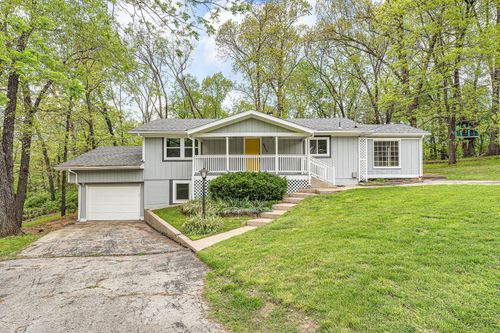 4859 S Roslyn Ave, Springfield, MO, 65804-4906 | Card Image