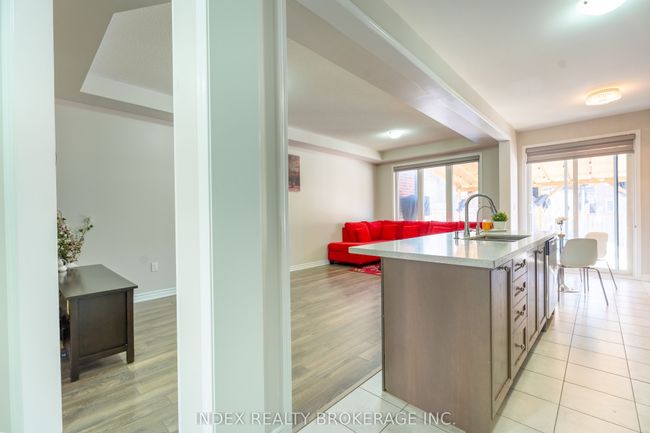 55 Phyllis Dr, House attached with 4 bedrooms, 4 bathrooms and 4 parking in Caledon ON | Image 11