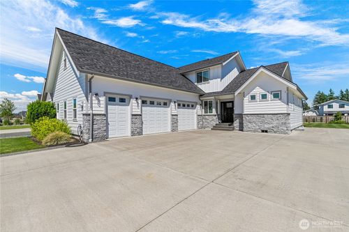 814 Rye Ct, Lynden, WA, 98264-9080 | Card Image