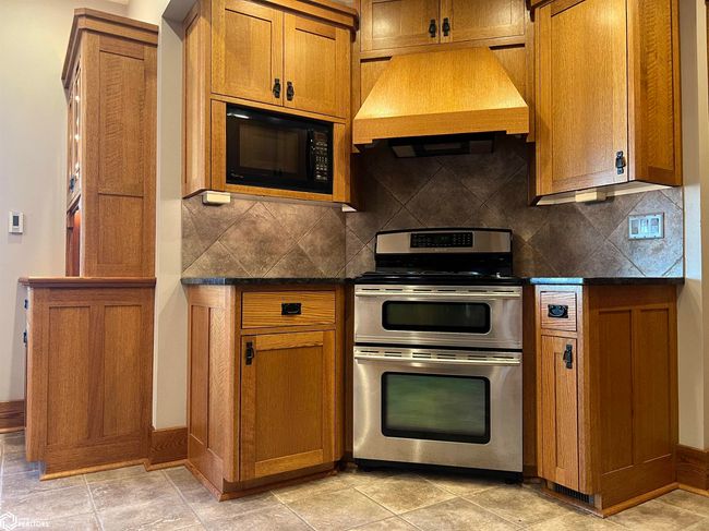 1010 Center St, House other with 4 bedrooms, 3 bathrooms and null parking in Manning IA | Image 26