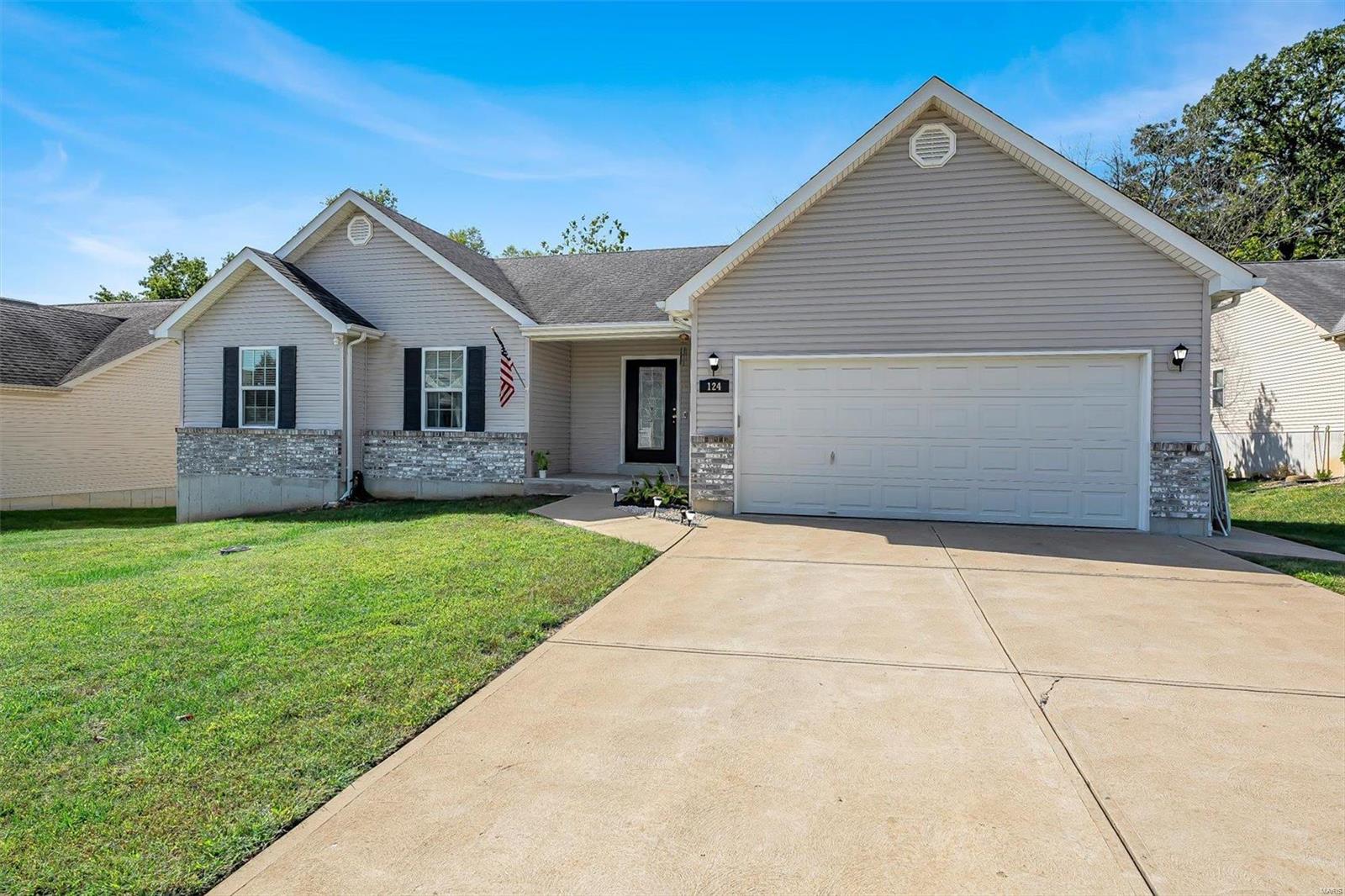Brooks Farm Ct, House Springs, MO 63051
