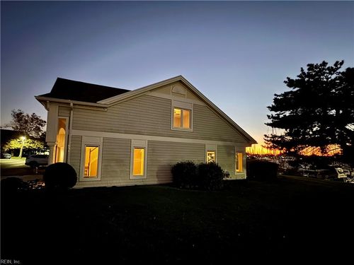 9491 Mooring Dr, Norfolk, VA, 23518-6301 | Card Image