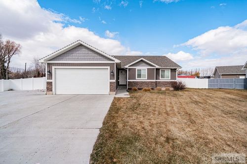 3531 E Beretta Avenue, Idaho Falls, ID, 83401 | Card Image