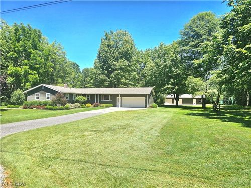 3599 Hoagland Blackstub Rd, Cortland, OH, 44410-9398 | Card Image