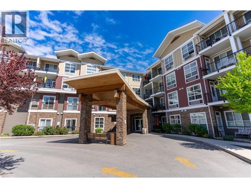 421-755 Mayfair St, Kamloops, BC, V2B5L7 | Card Image