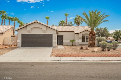 5102 Del Shannon St, North Las Vegas, NV, 89031-6212 | Card Image