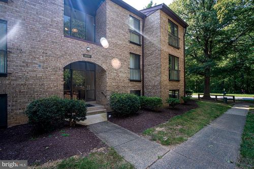 4722c-2037 Royal Fern Ct, RESTON, VA, 20191-2037 | Card Image