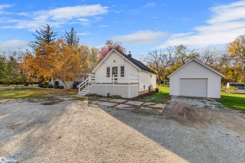 304 Main St, Hanlontown, IA, 50444-1025 | Card Image