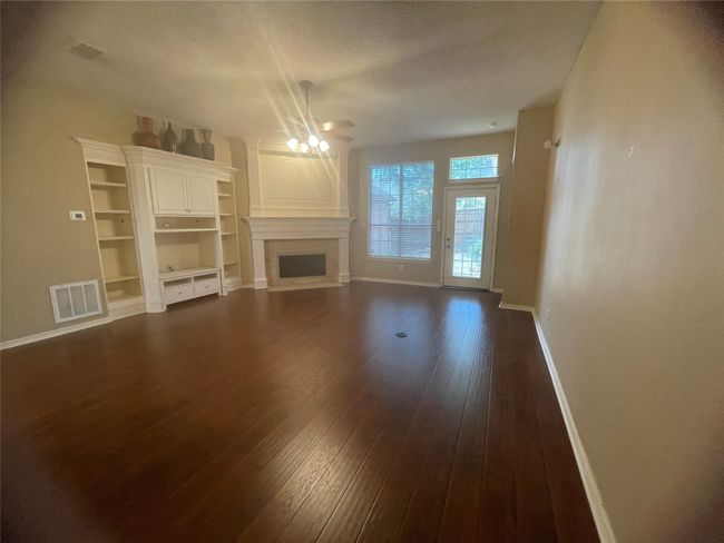 9506 Windy Hollow Dr, House other with 4 bedrooms, 3 bathrooms and null parking in Irving TX | Image 9